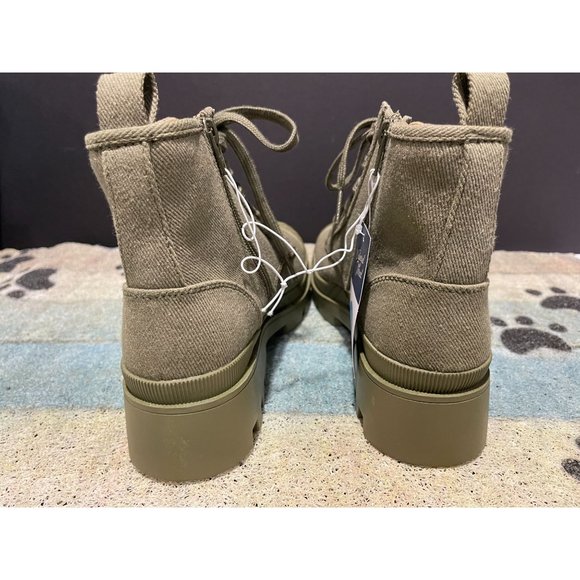 Universal Thread Shoes Womens Teagan Laceup Sneaker Boots Universal